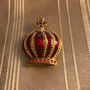 Crown Pin Red enamel